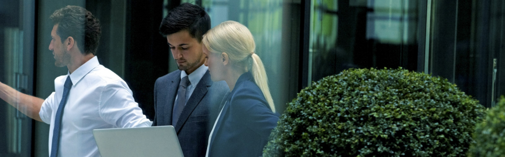 32e172735108-financial_services_1600x500.jpg.jpg